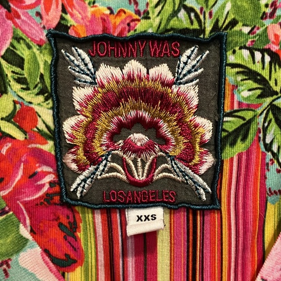 Johnny Was tee - Picture 2 of 3